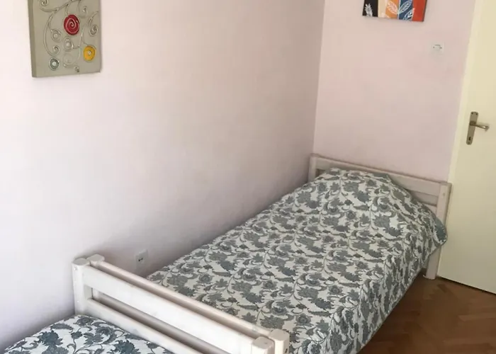 Mila Apartman